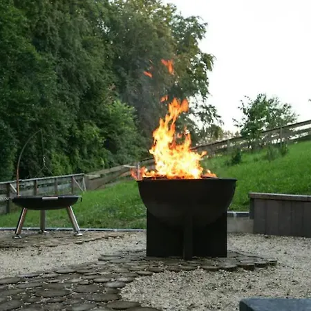 Baumhaus Friends * Fuerstenfeld